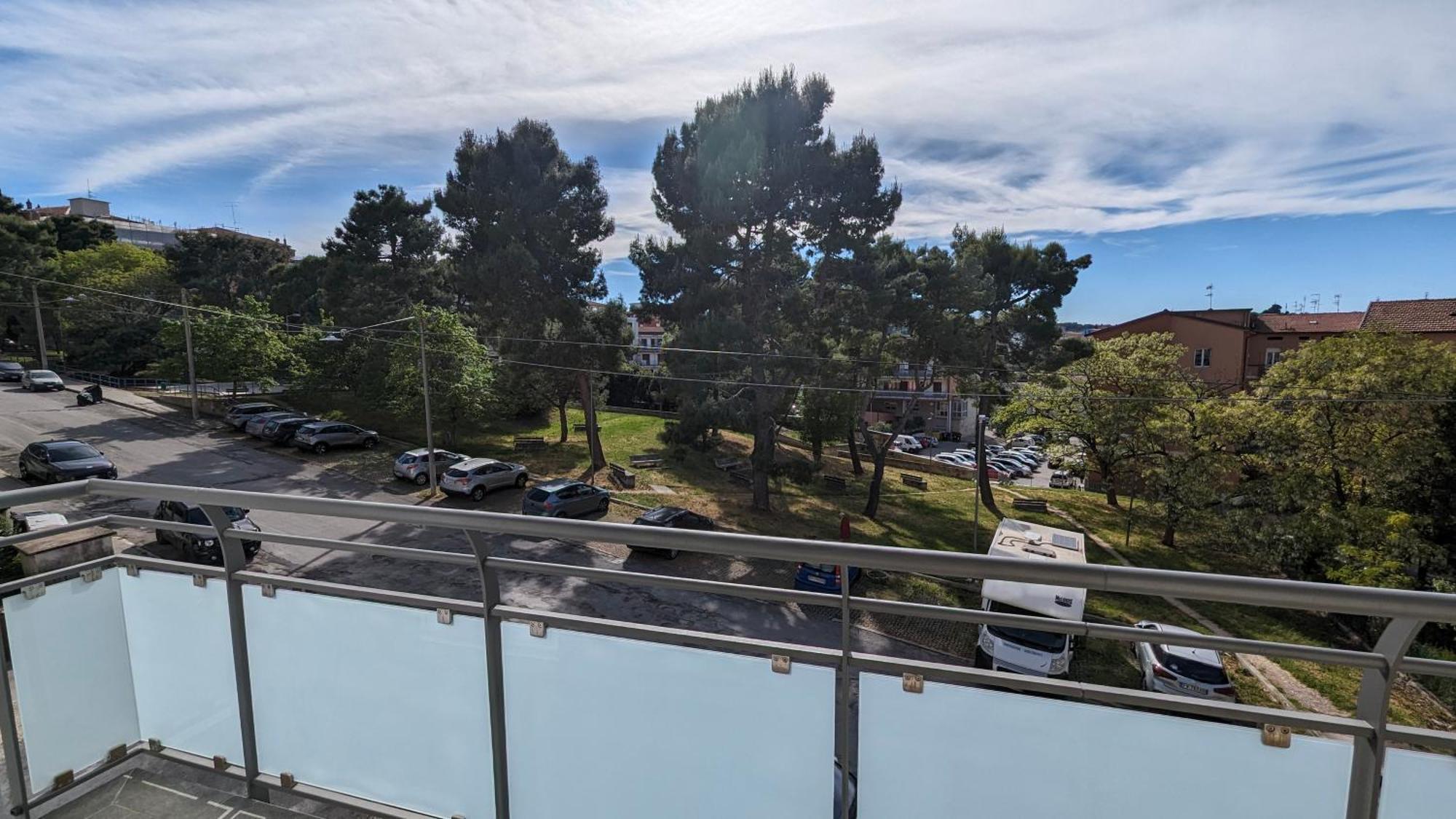 Appartamento Zona Grazie Ancona Exterior foto